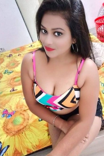 Payal Surat call girl - gorgeous surat escorts