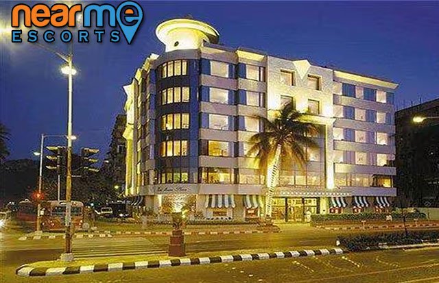 Call Girls Service Near Marine Plaza Hotel, Mumbai