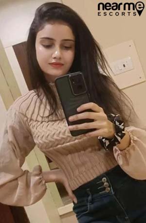 nabeela high class local girl with curvy black hair and sexy figure