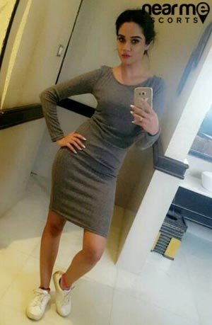 Teenage Girl Escort in Mumbai